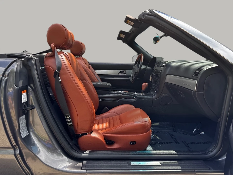 2003 Ford Thunderbird 11th Gen - Image 18 of 27