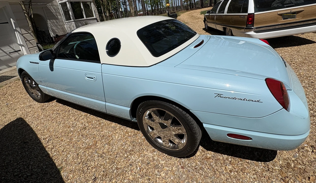 2003 Ford Thunderbird 11th Gen - Image 5 of 13
