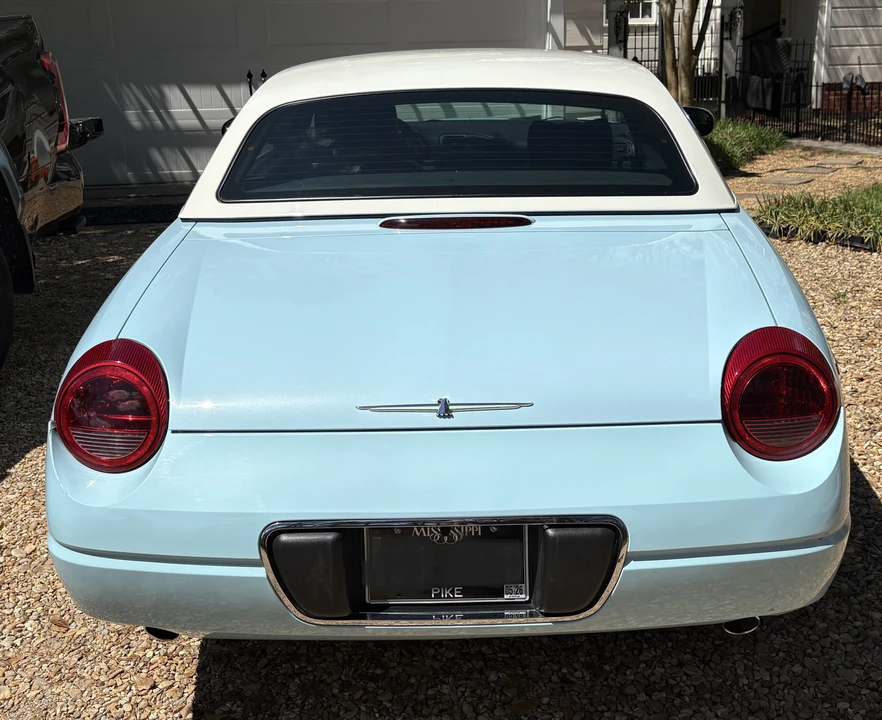 2003 Ford Thunderbird 11th Gen - Image 4 of 13