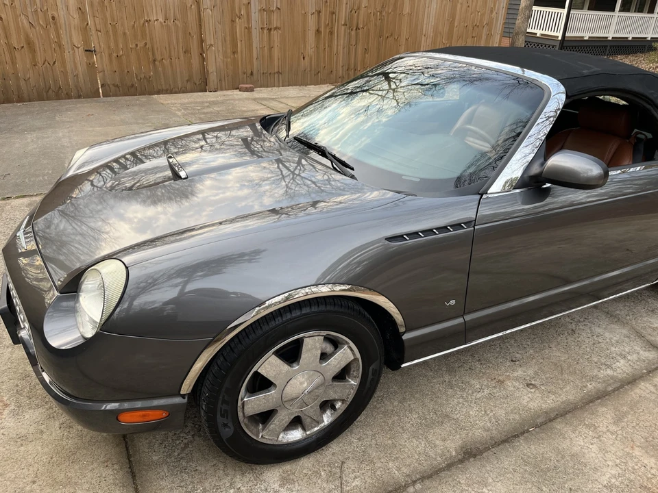 2003 Ford Thunderbird 11th Gen - Image 9 of 21