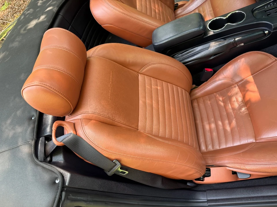 2003 Ford Thunderbird 11th Gen - Image 23 of 31