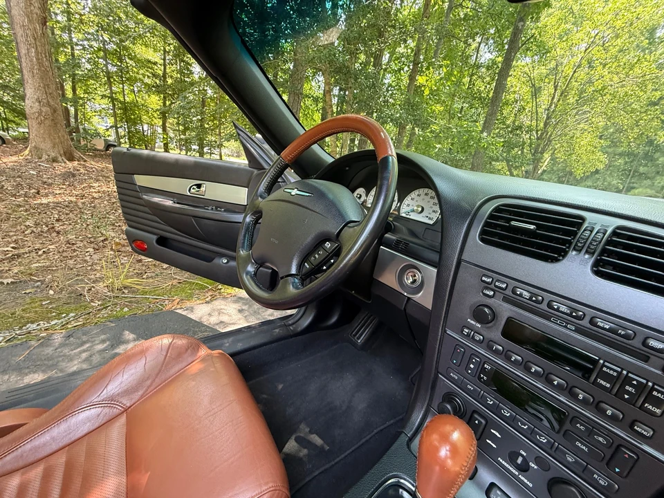 2003 Ford Thunderbird 11th Gen - Image 21 of 31
