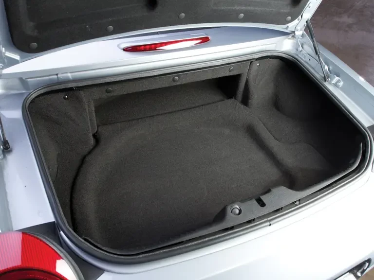 2003 Ford Thunderbird 11th Gen - Image 23 of 24