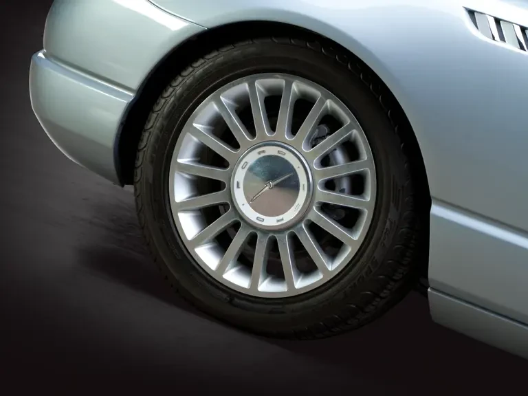 2003 Ford Thunderbird 11th Gen - Image 11 of 24