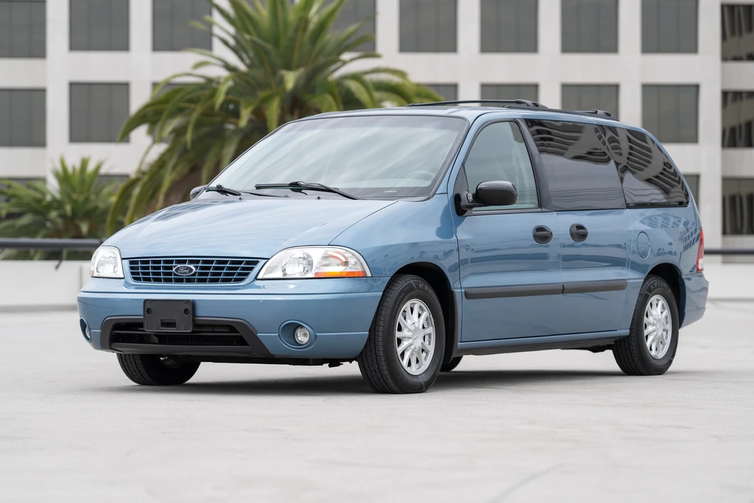 2003 Ford - Image 4 of 31