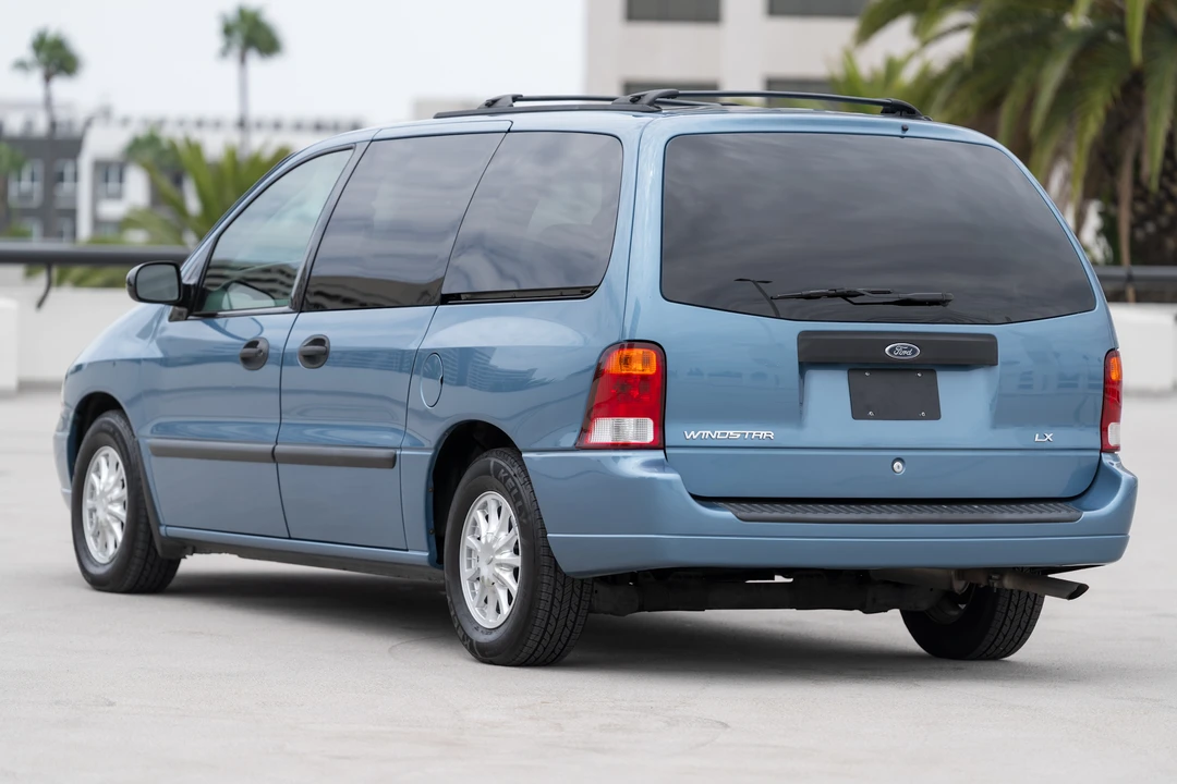 2003 Ford - Image 8 of 31