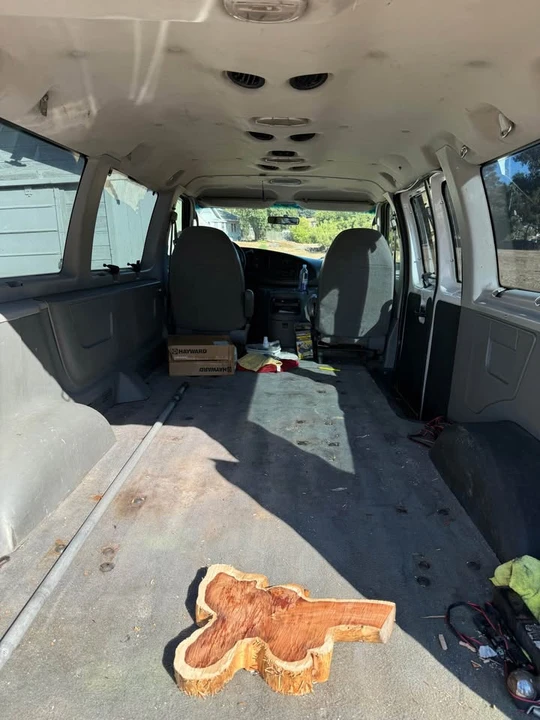 2003 Ford Econoline Van - Image 7 of 11