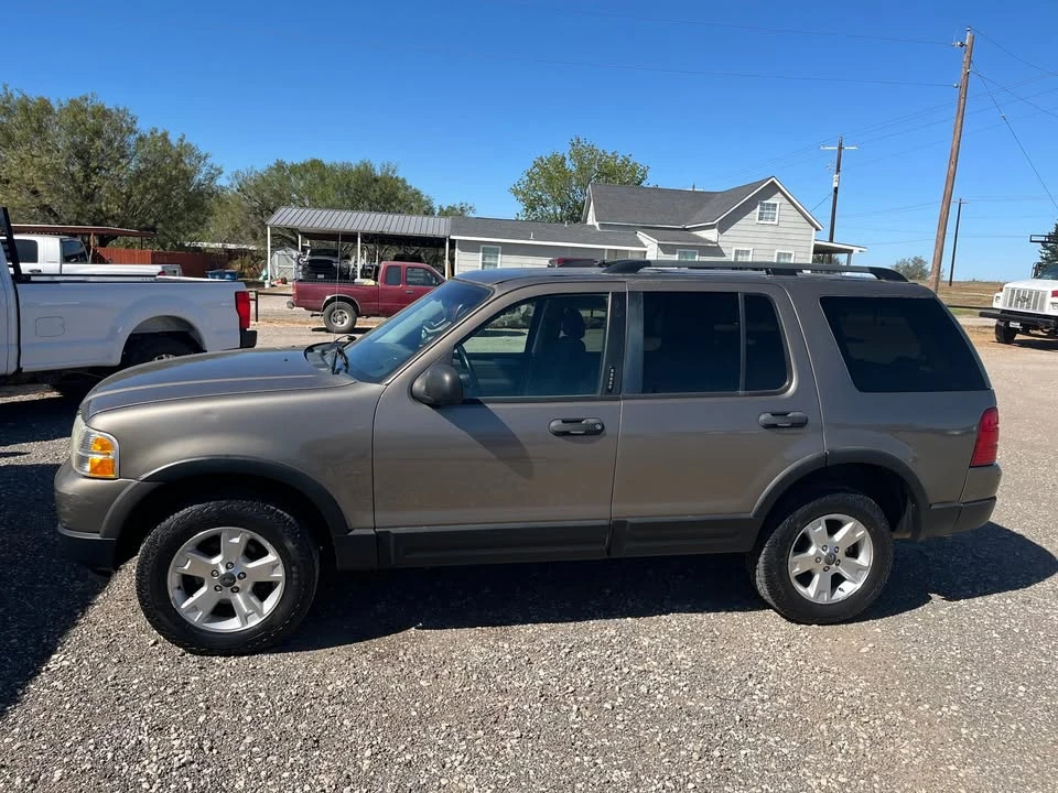 2003 Ford Explorer 2nd Gen - Image 2 of 19