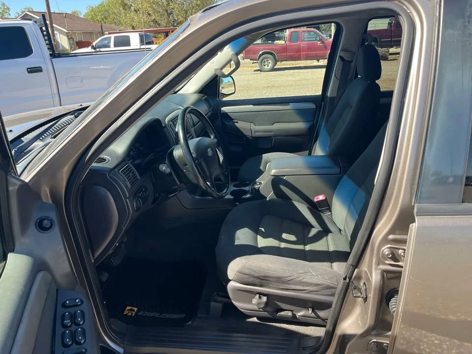 2003 Ford Explorer 2nd Gen - Image 10 of 19