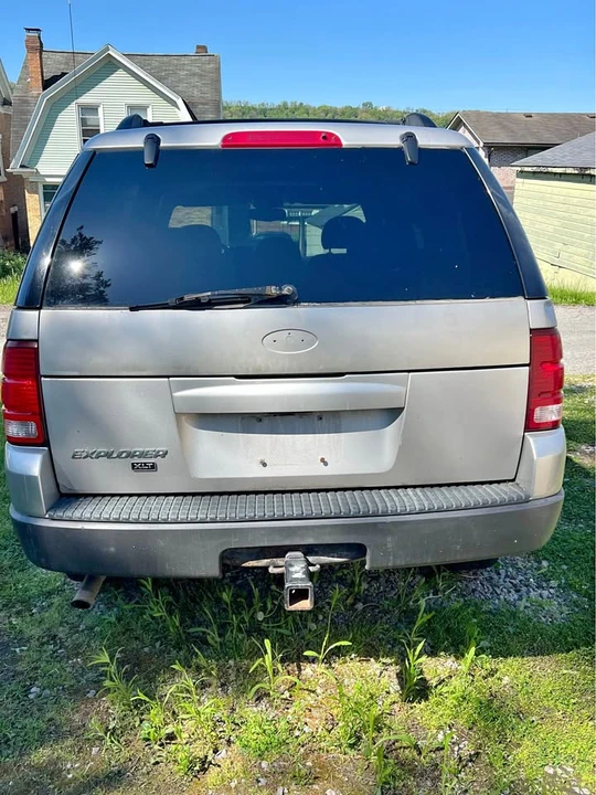 2003 Ford Explorer 3rd Gen - Image 2 of 11