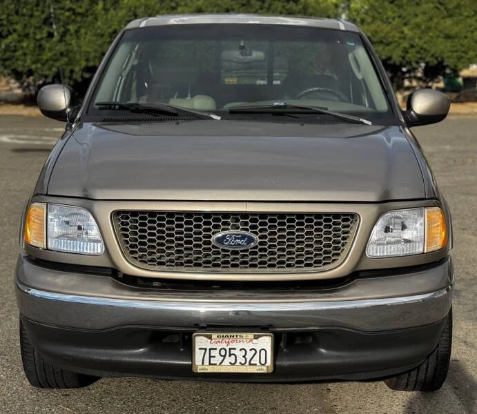 2003 Ford F-150 10th Gen - Image 2 of 16