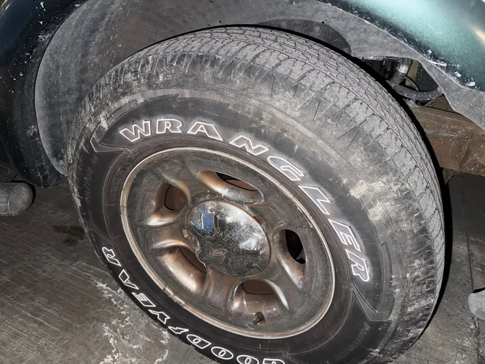 2003 Ford F-150 10th Gen - Image 8 of 12