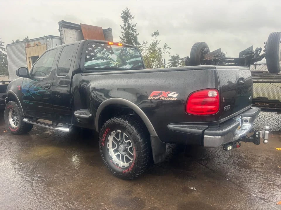 2003 Ford F-150 10th Gen - Image 2 of 10