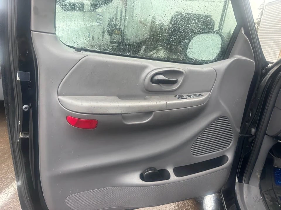 2003 Ford F-150 10th Gen - Image 6 of 10