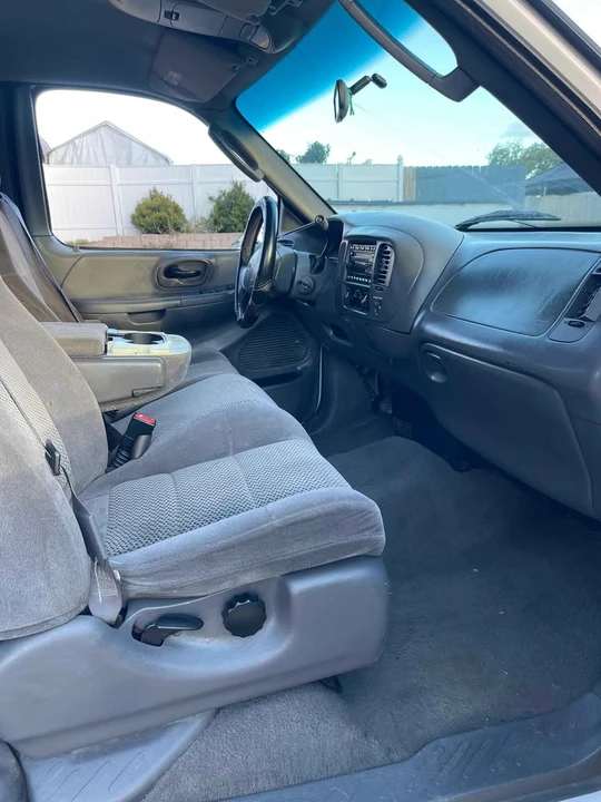 2003 Ford F-150 10th Gen - Image 6 of 9