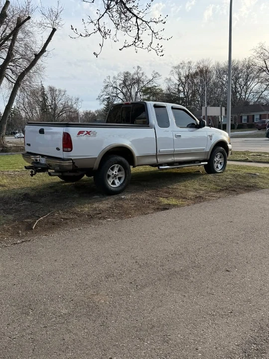 2003 Ford F-150 10th Gen - Image 2 of 6