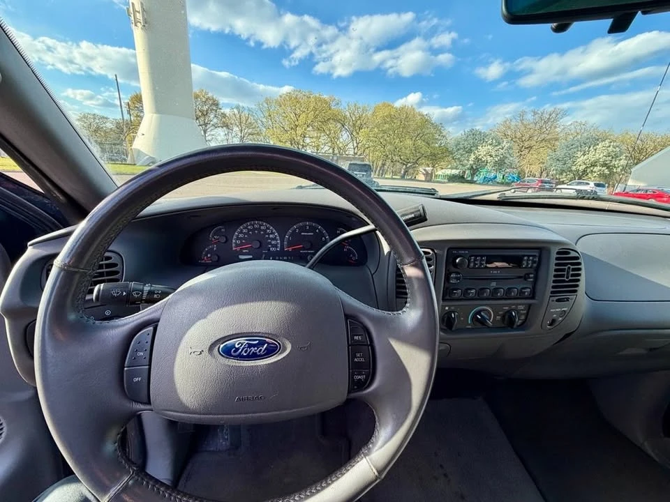 2003 Ford F-150 10th Gen - Image 13 of 17