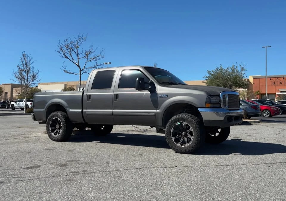 2003 Ford Super Duty 1st Gen - Image 2 of 6