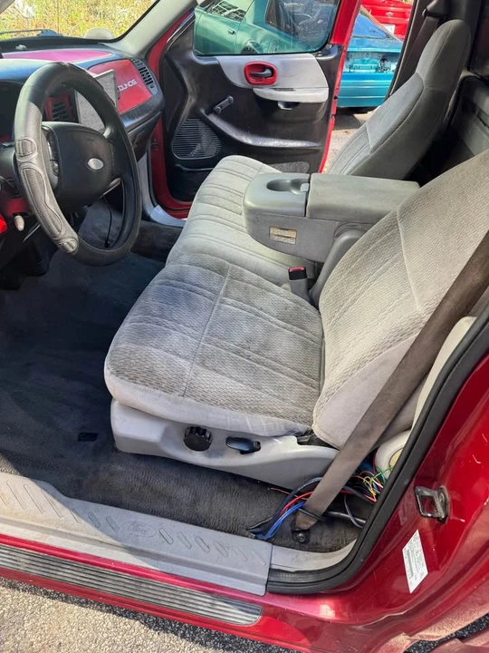 2003 Ford F-150 10th Gen - Image 5 of 8