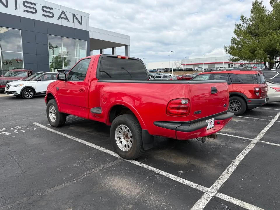 2003 Ford F-150 10th Gen - Image 2 of 3
