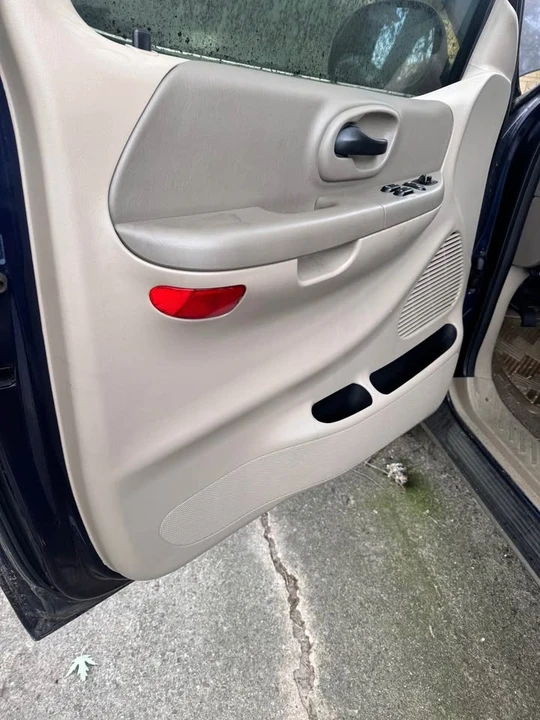 2003 Ford F-150 10th Gen - Image 4 of 18