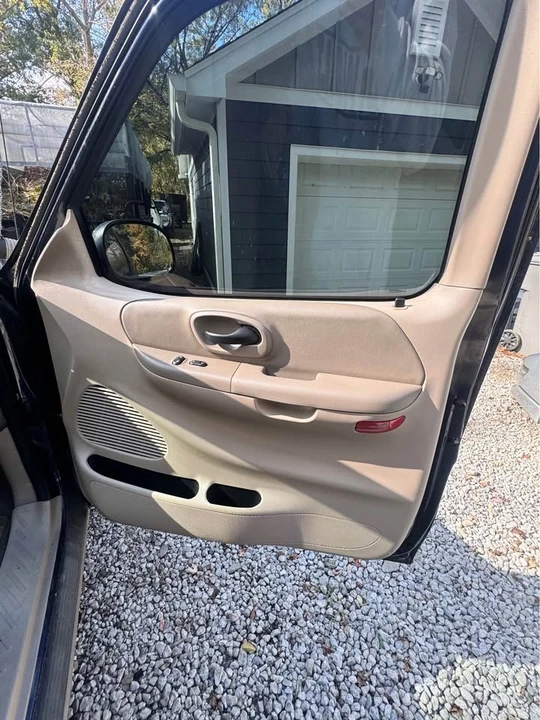 2003 Ford F-150 10th Gen - Image 8 of 18
