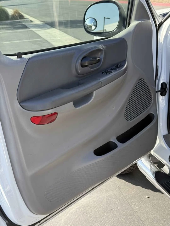 2003 Ford F-150 10th Gen - Image 12 of 15