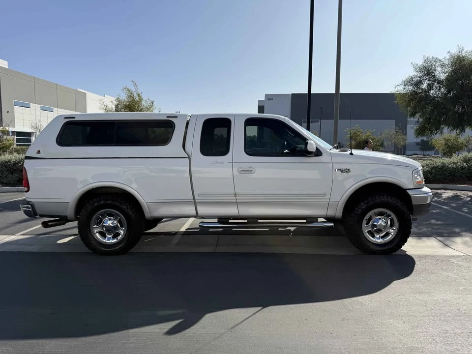 2003 Ford F-150 10th Gen - Image 2 of 15