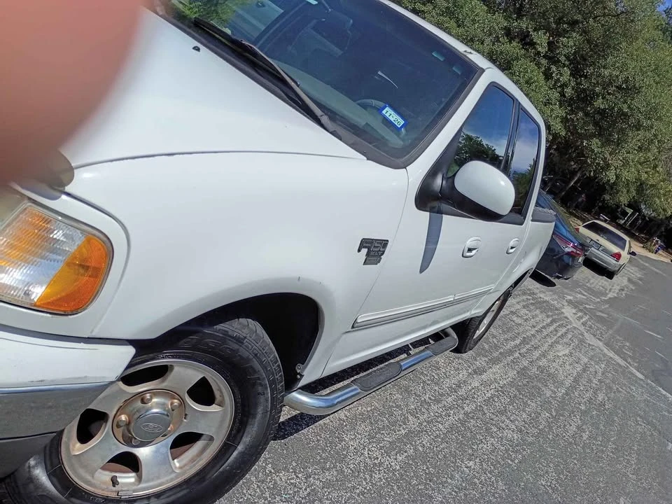 2003 Ford F-150 10th Gen - Image 4 of 10