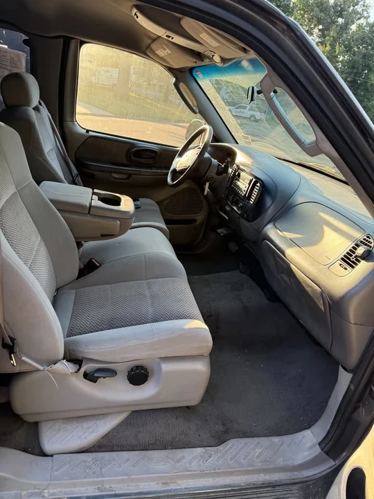 2003 Ford F-150 10th Gen - Image 11 of 12