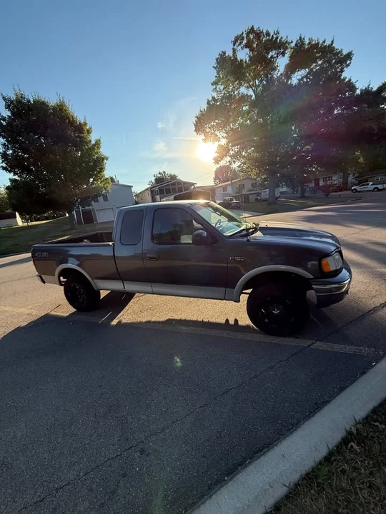 2003 Ford F-150 10th Gen - Image 4 of 12