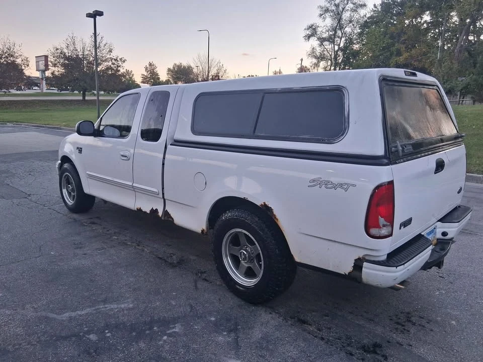 2003 Ford F-150 10th Gen - Image 2 of 3
