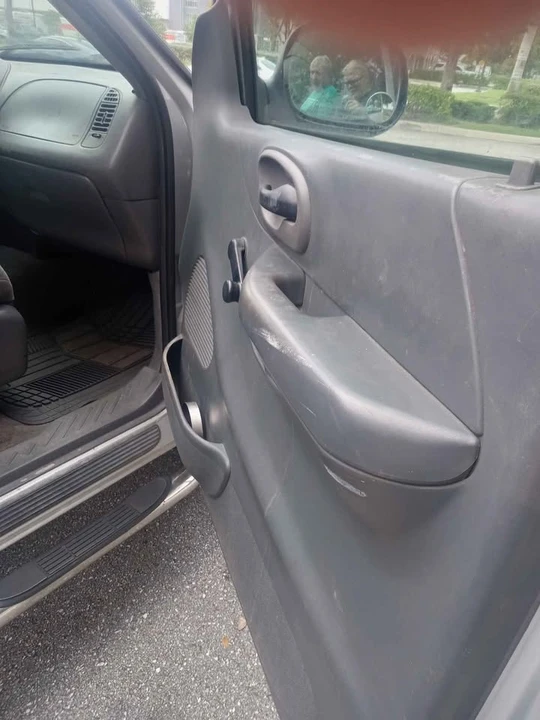 2003 Ford F-150 10th Gen - Image 9 of 14