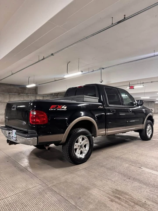 2003 Ford F-150 10th Gen - Image 2 of 10