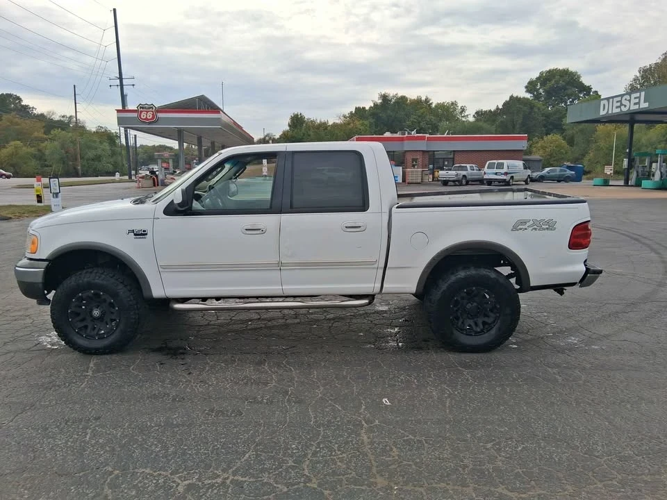 2003 Ford F-150 10th Gen - Image 8 of 17