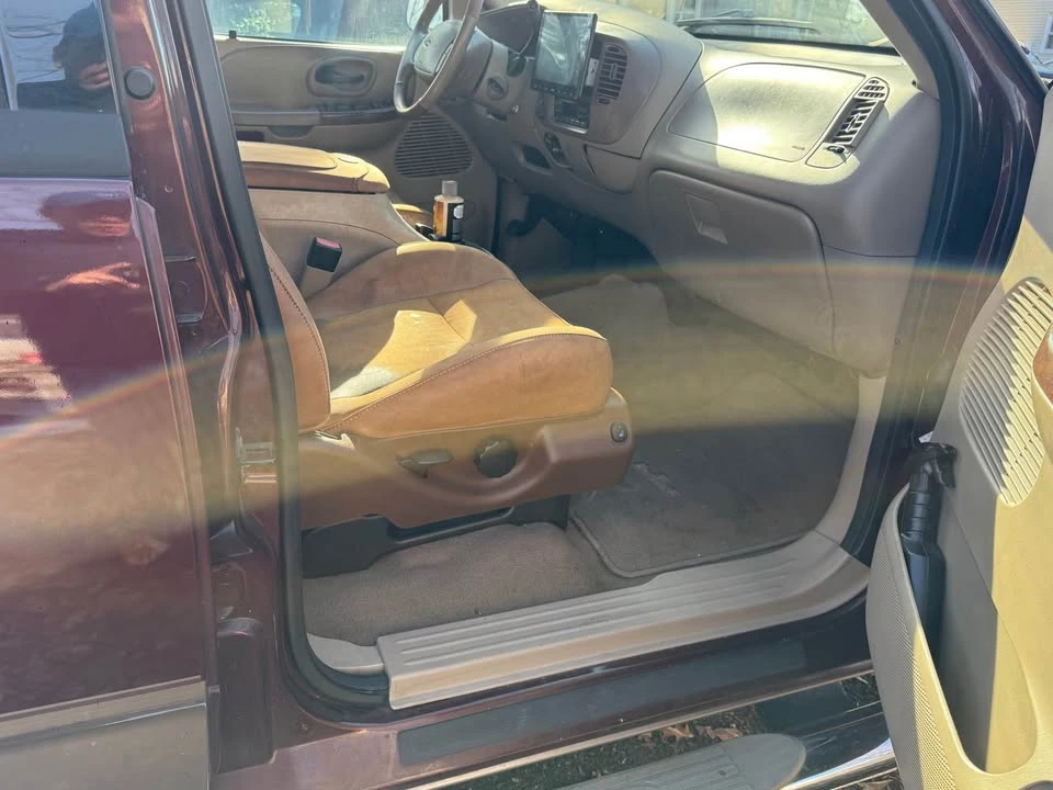 2003 Ford F-150 10th Gen - Image 13 of 18