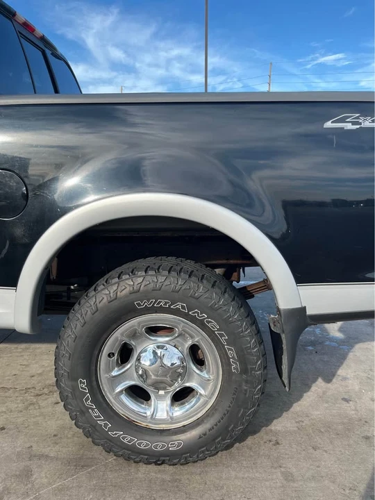 2003 Ford F-150 10th Gen - Image 2 of 9