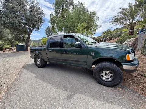 2003 Ford F-150 SuperCrew Cab XLT
