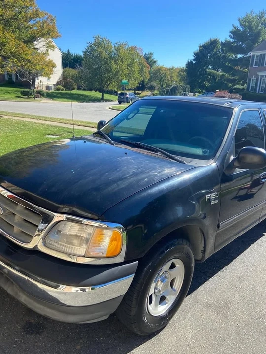 2003 Ford F-150 10th Gen - Image 2 of 13