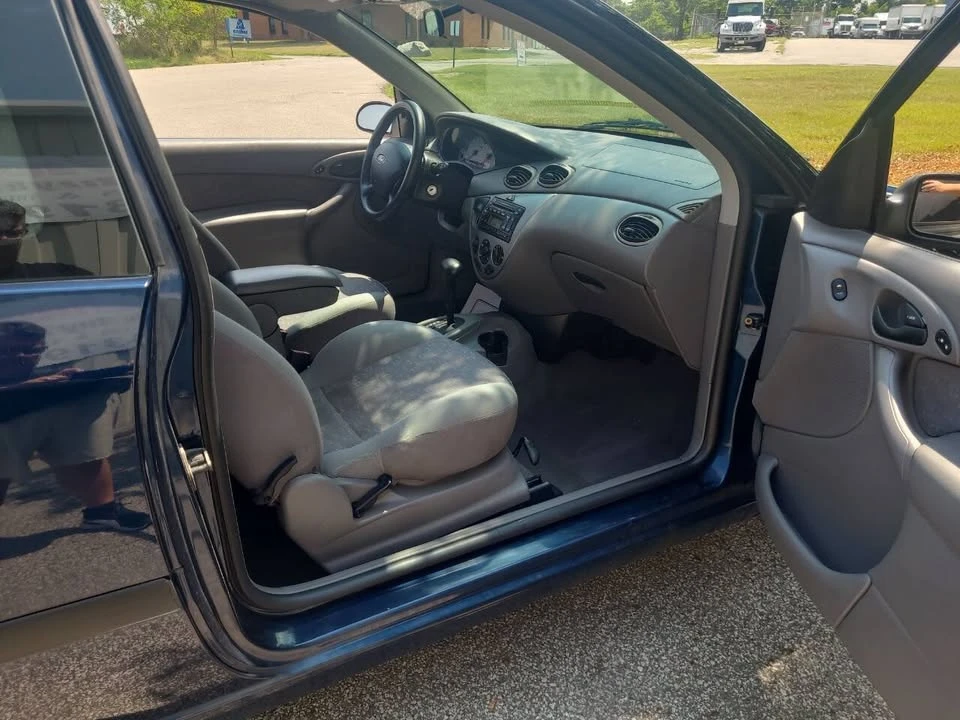 2003 Ford Focus 1st Gen - Image 7 of 11