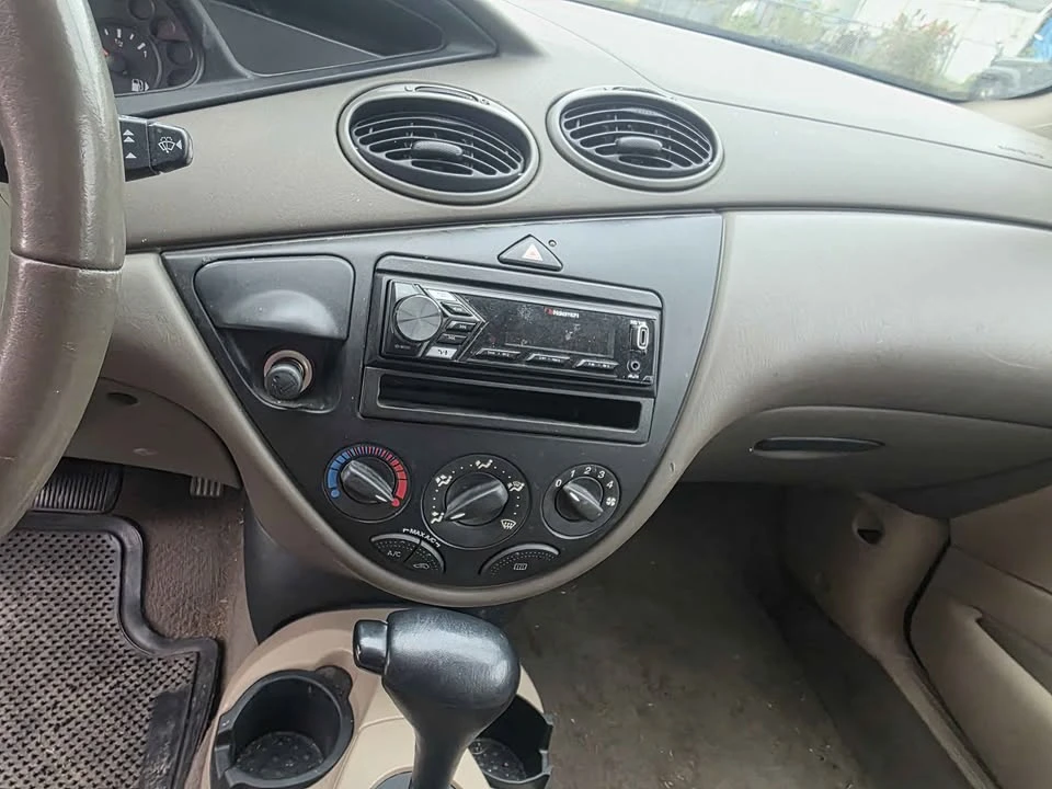 2003 Ford Focus 1st Gen - Image 8 of 8
