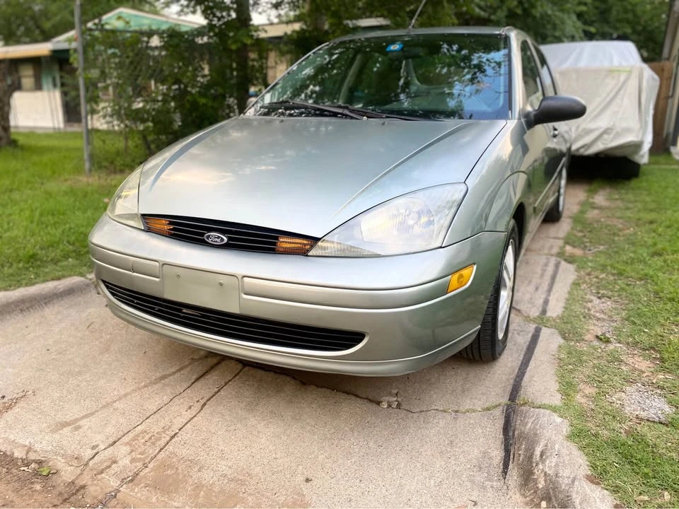 2003 Ford Focus 1st Gen - Image 2 of 11