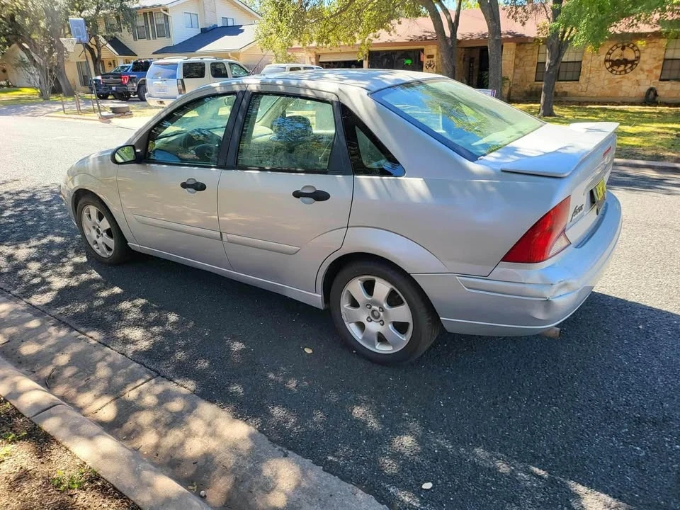 2003 Ford Focus 1st Gen - Image 2 of 9