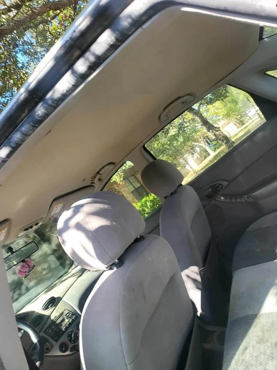 2003 Ford Focus 1st Gen - Image 8 of 9