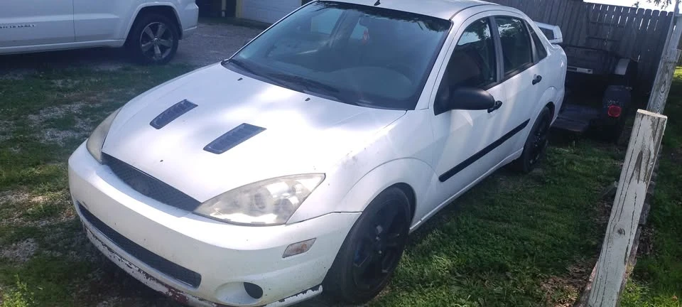 2003 Ford Focus 1st Gen - Image 2 of 5