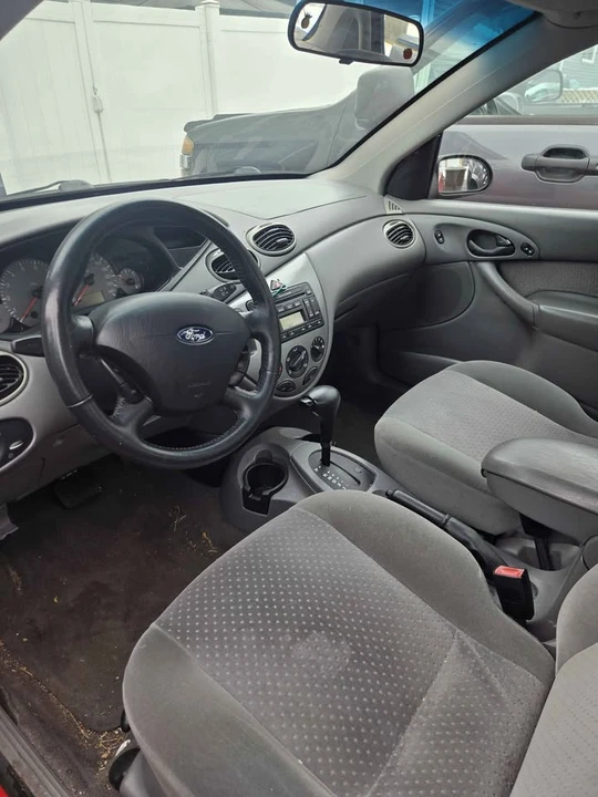 2003 Ford Focus 1st Gen - Image 5 of 9