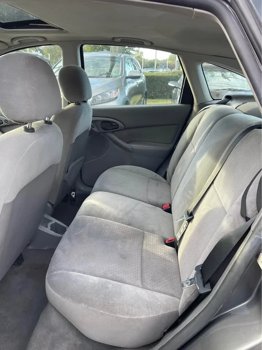 2003 Ford Focus 1st Gen - Image 10 of 18