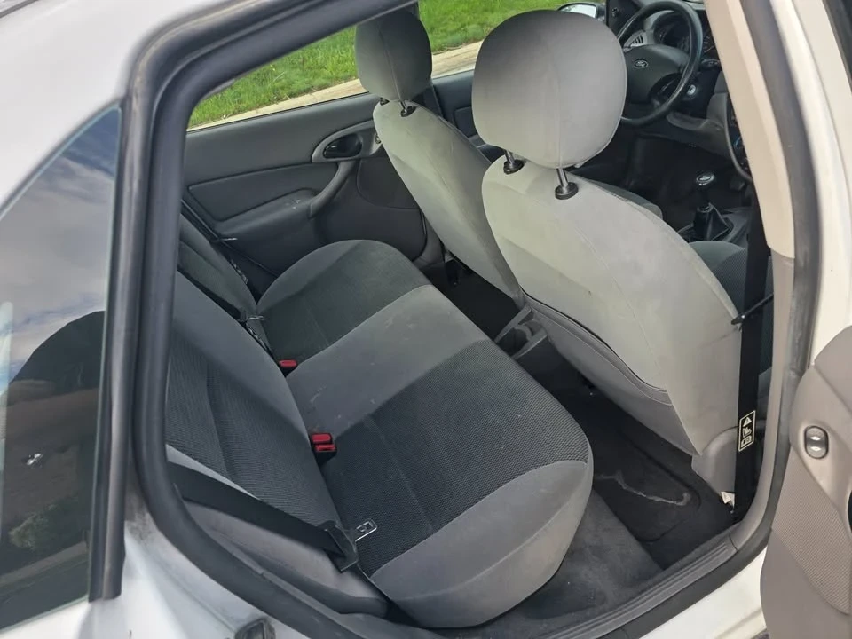 2003 Ford Focus 1st Gen - Image 8 of 12