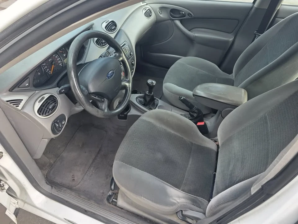 2003 Ford Focus 1st Gen - Image 5 of 12