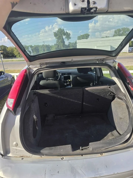 2003 Ford Focus 1st Gen - Image 4 of 16